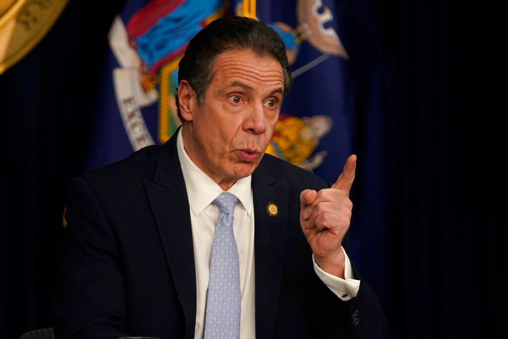 Cuomo's poll numbers keep dropping amid dual scandals