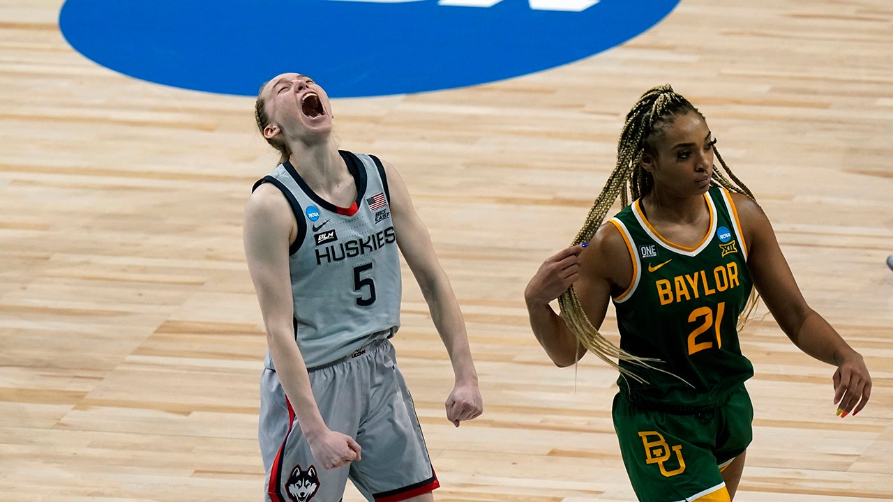 Bueckers, McDonald propel UConn and Arizona to Final Four