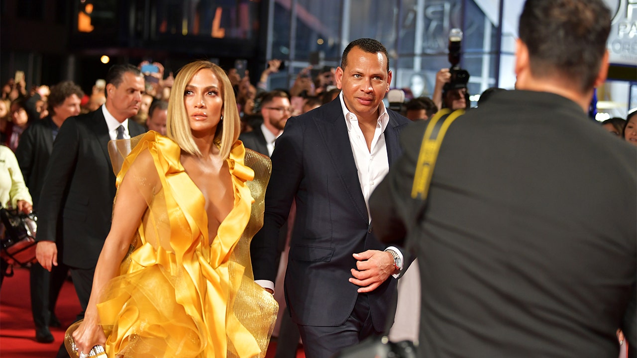 Jennifer Lopez, Alex Rodriguez: A timeline of their relationship