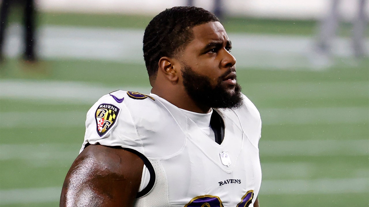 Ravens' Broderick Washington arrested for allegedly breaking into cars in Virginia, police say