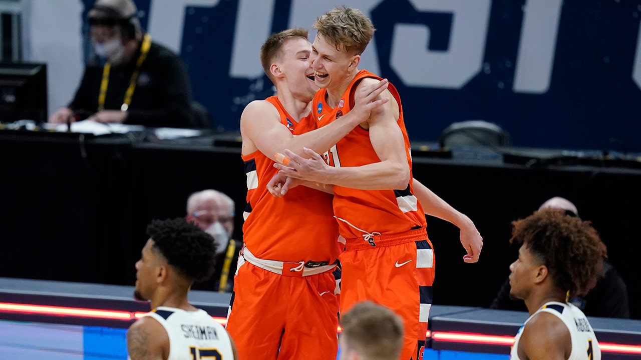 Buddy Boeheim takes his dad back to Sweet 16 with Syracuse at the top of the WVU