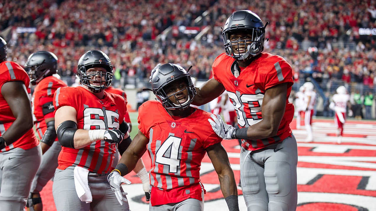 Curtis Samuel (4) Thee Ohio State University  Ohio state vs michigan, Ohio  state buckeyes football, Ohio state football