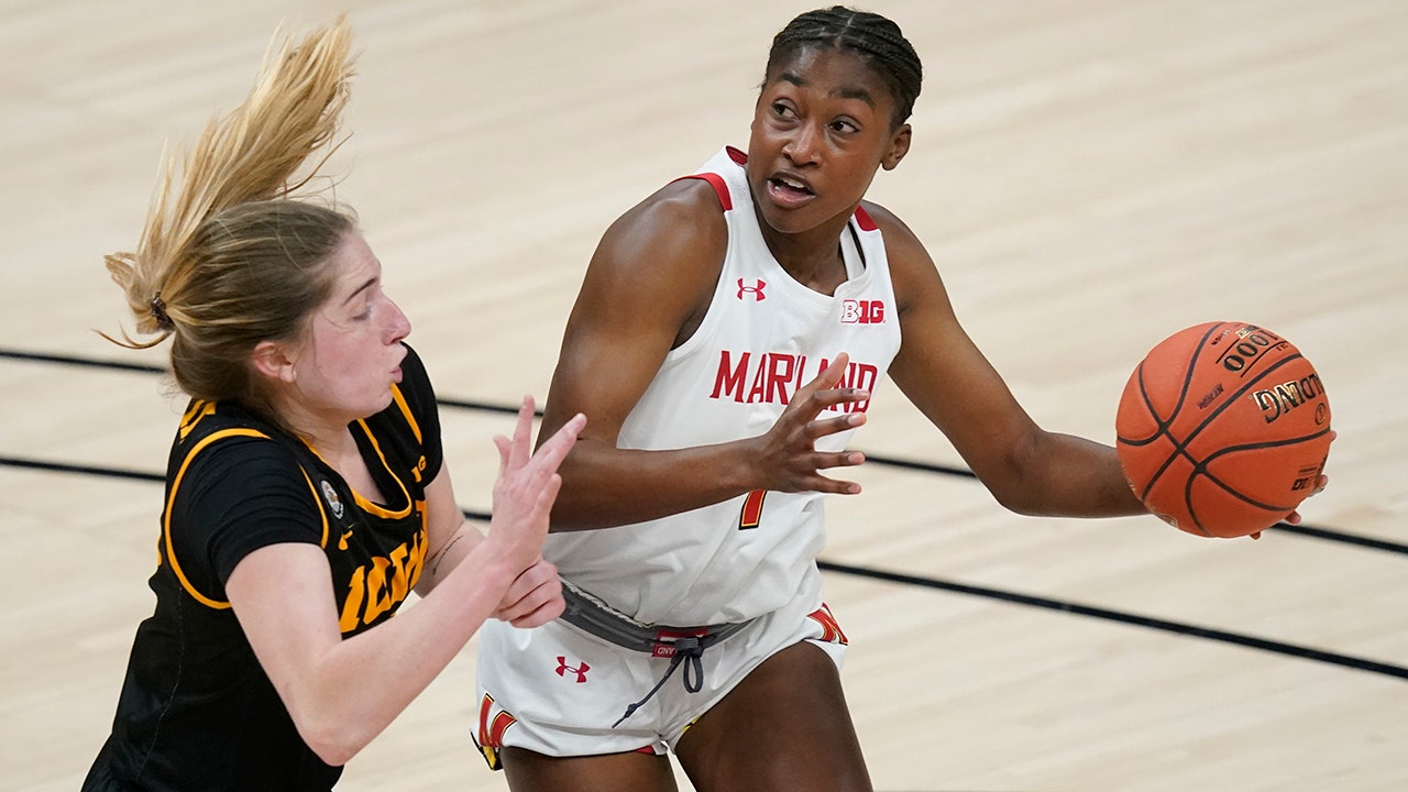 No. 7 Maryland dominates Iowa to repeat as tourney champ