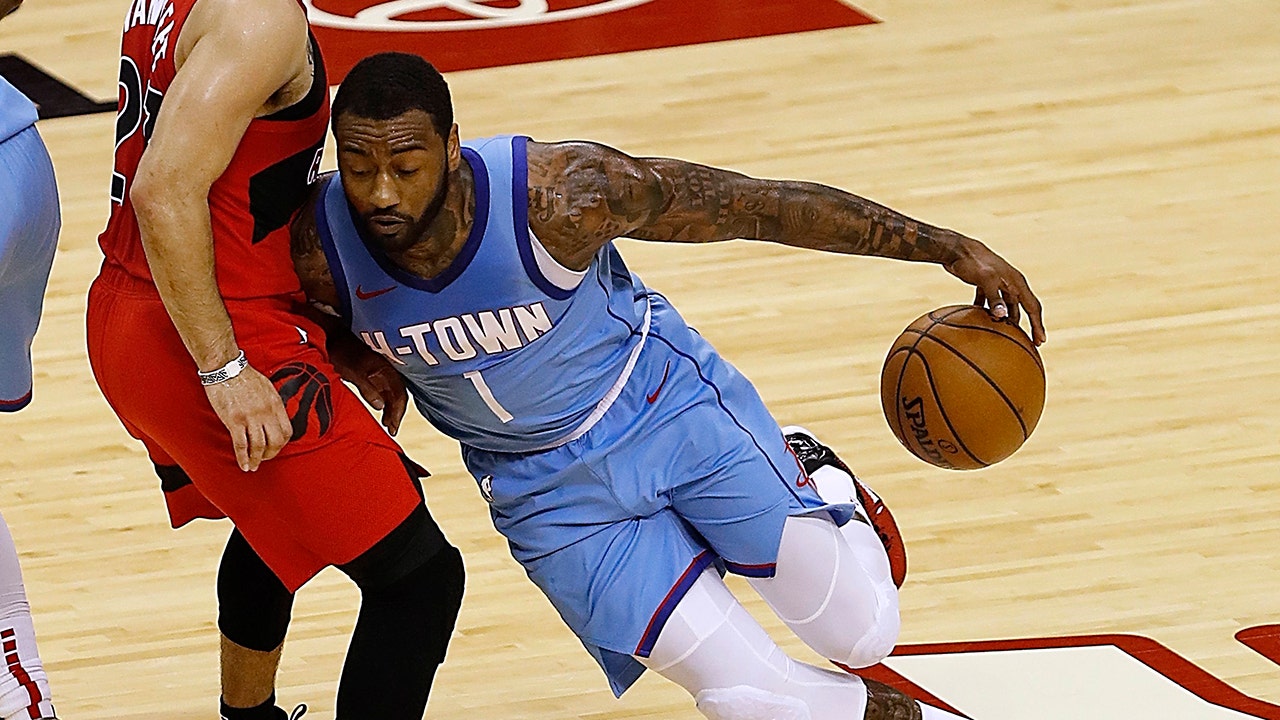 Rockets end skid at 20, Wall has 1st triple-double since '16