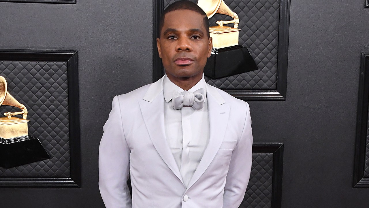 Kirk Franklin apologizes after a swearing argument with his son goes viral