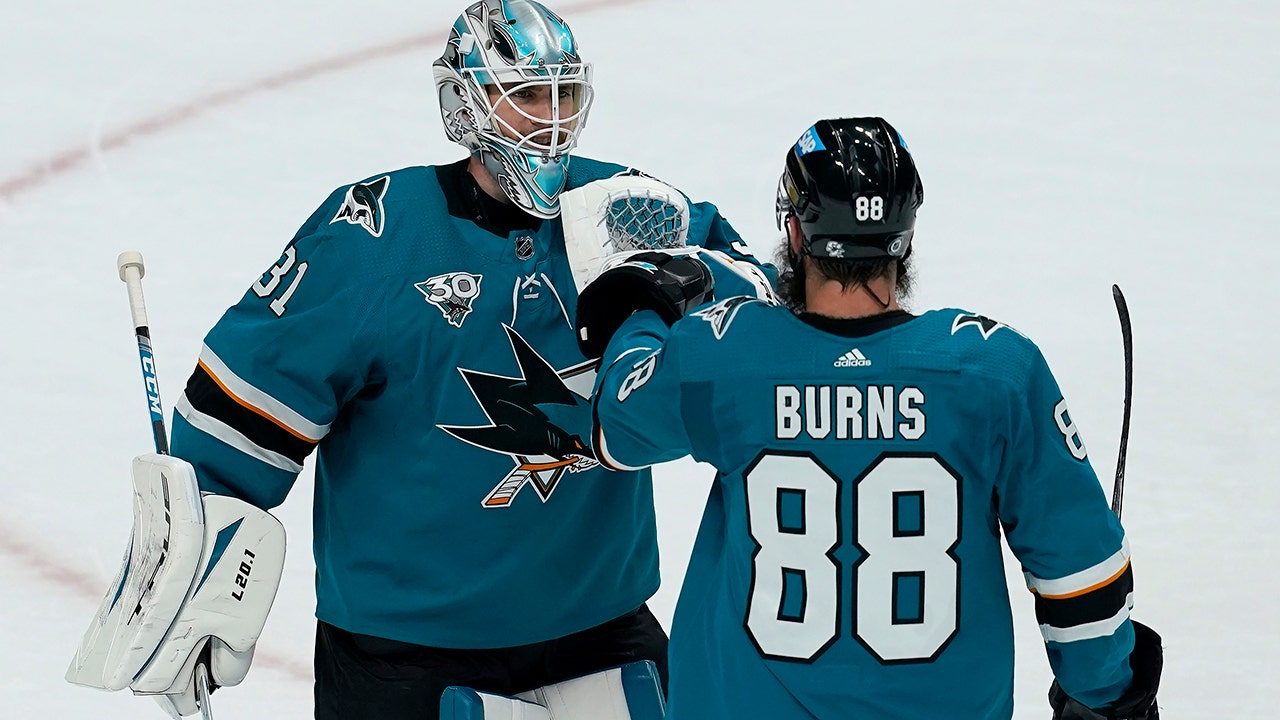 Jones helps Sharks sweep series vs Kings with 4-2 win