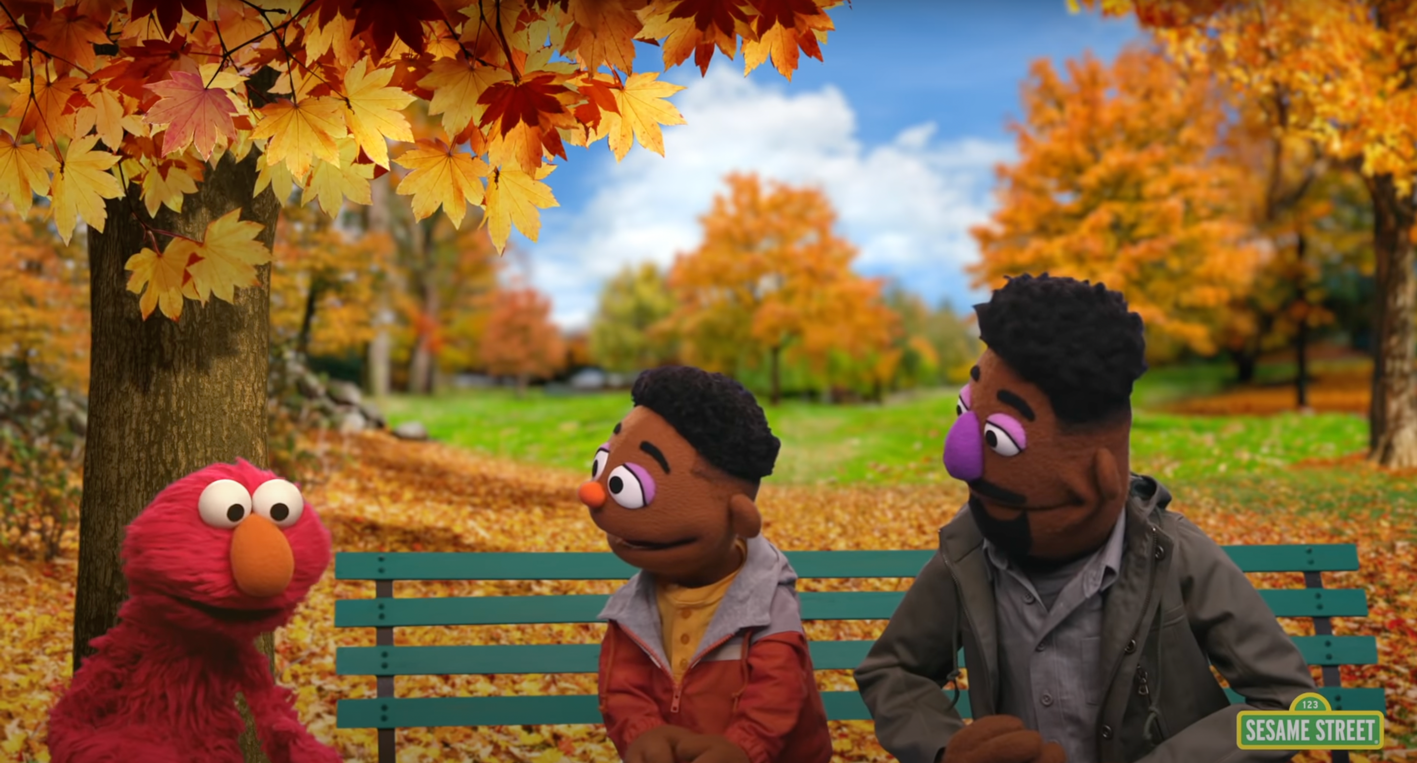 Vila Sésamo presents two Black Muppets to teach Elmo’s skin color ‘an important part of who we are’