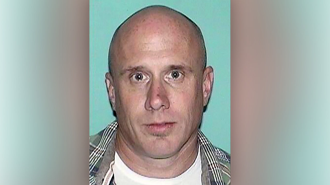 Sean Lannon, held in NJ, formally charged in New Mexico deaths of ex-wife, 2 friends
