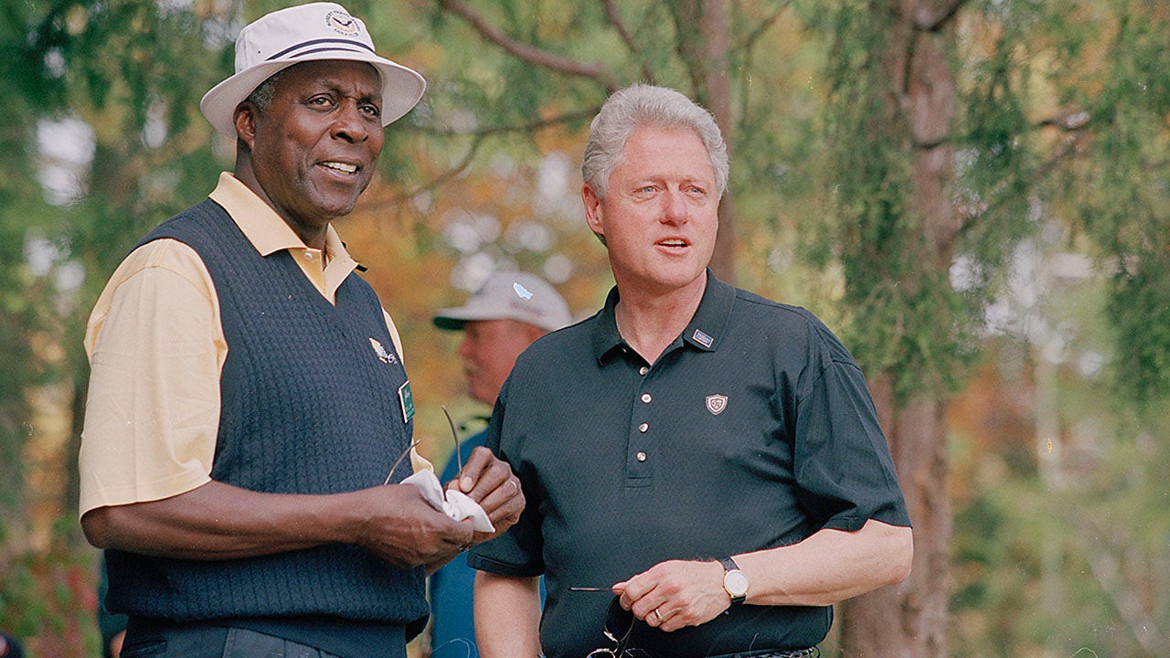 Vernon Jordan, ex-Clinton adviser and civil rights activist, dead at 85