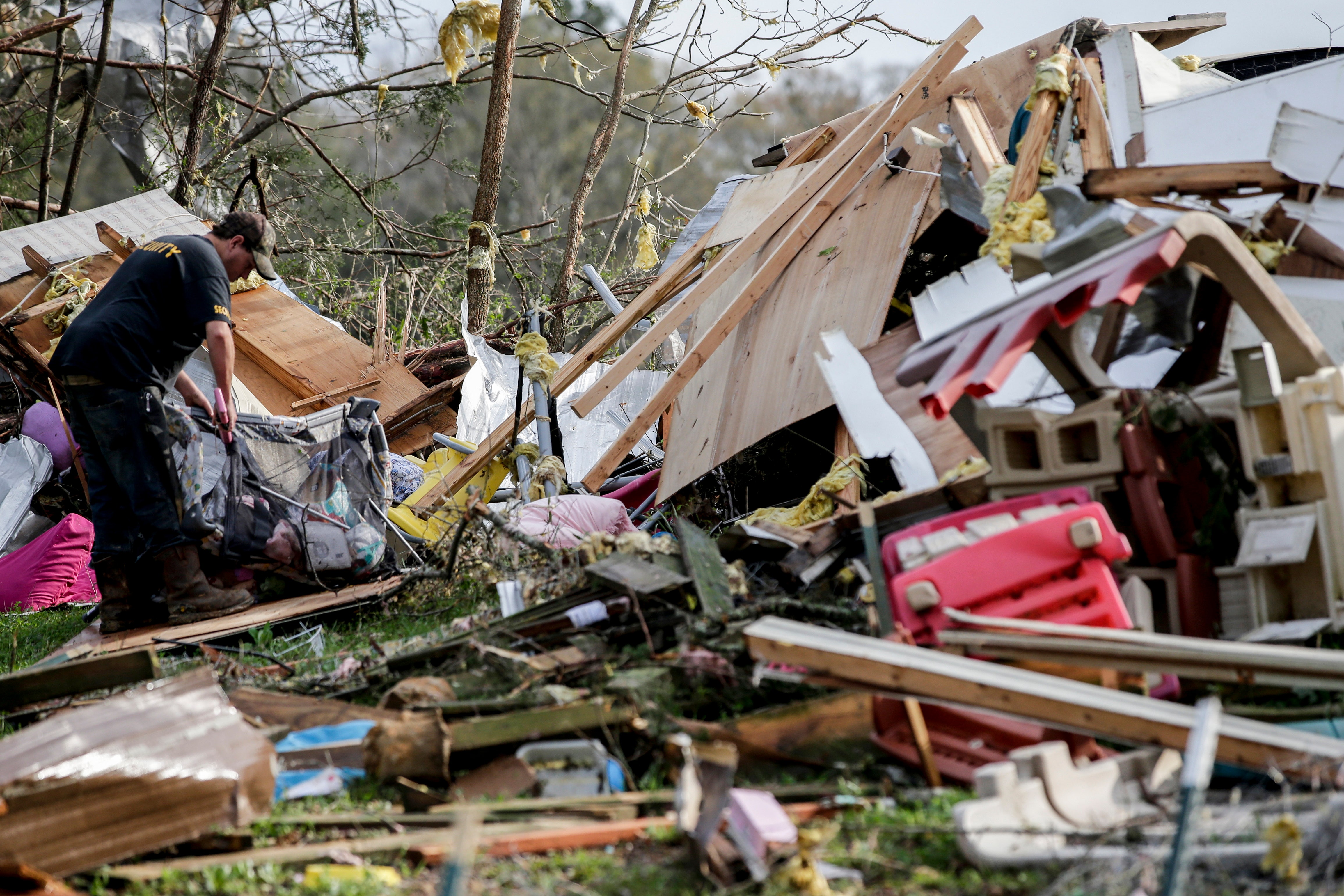 The%20National%20Weather%20Service%20said%20that%20about%2020%20miles%20(24%20kilometers)%20of%20the%20tornadoes%20were%20centered%20in%20the%20area.