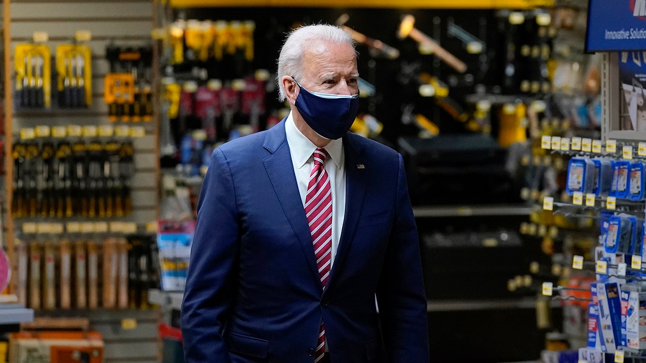 Biden got COVID-19 vaccine and still wears 2 masks: Doctors weigh in