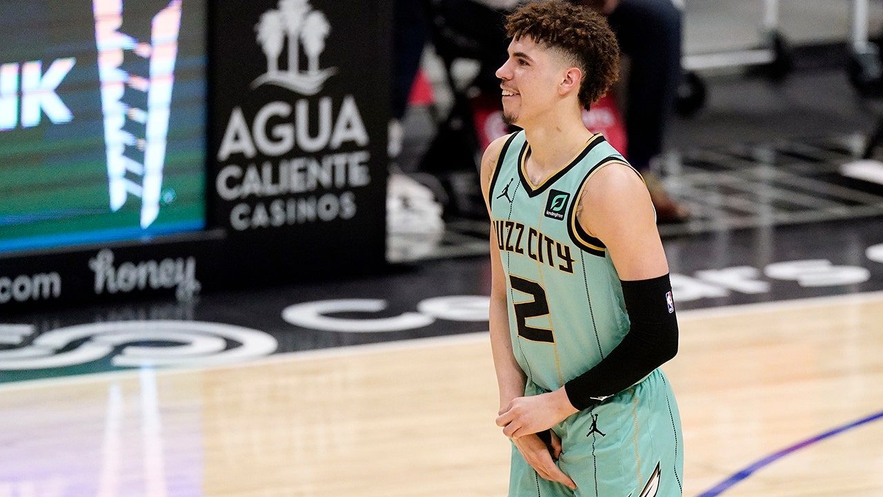 LaMelo Ball expected to miss rest of season