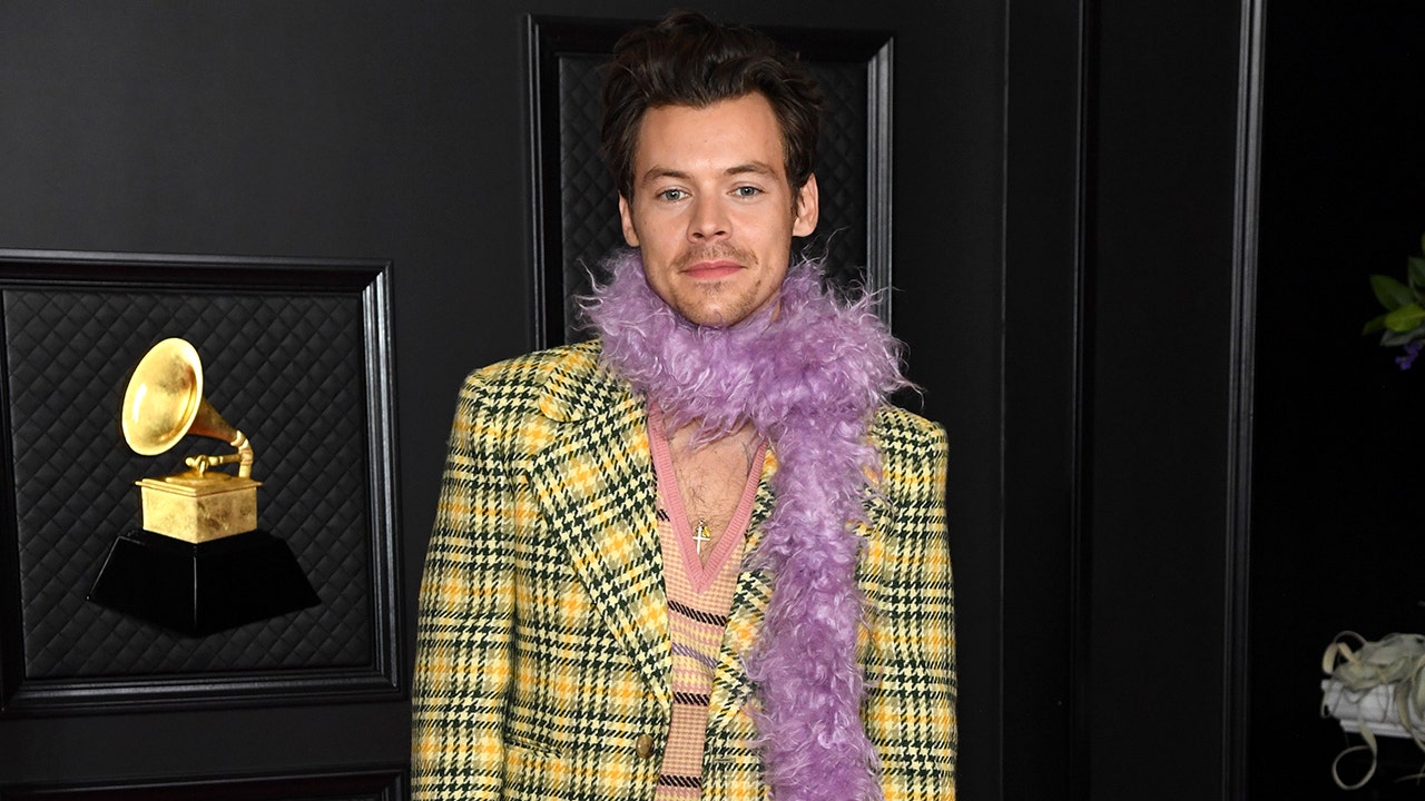 Harry Styles’ Grammys 2021 acceptance speech gets censored, Twitter wonders why