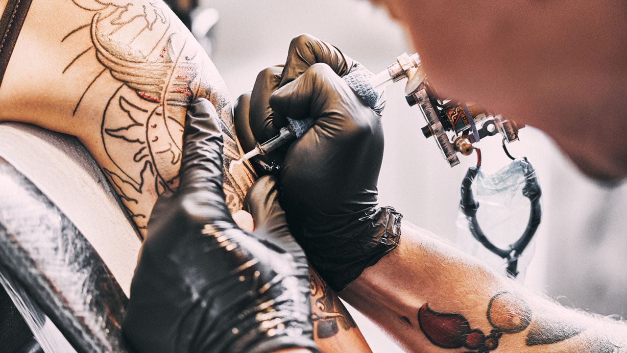 New York tattoo parlor boasts ink designed to fade in just over a year |  Fox News