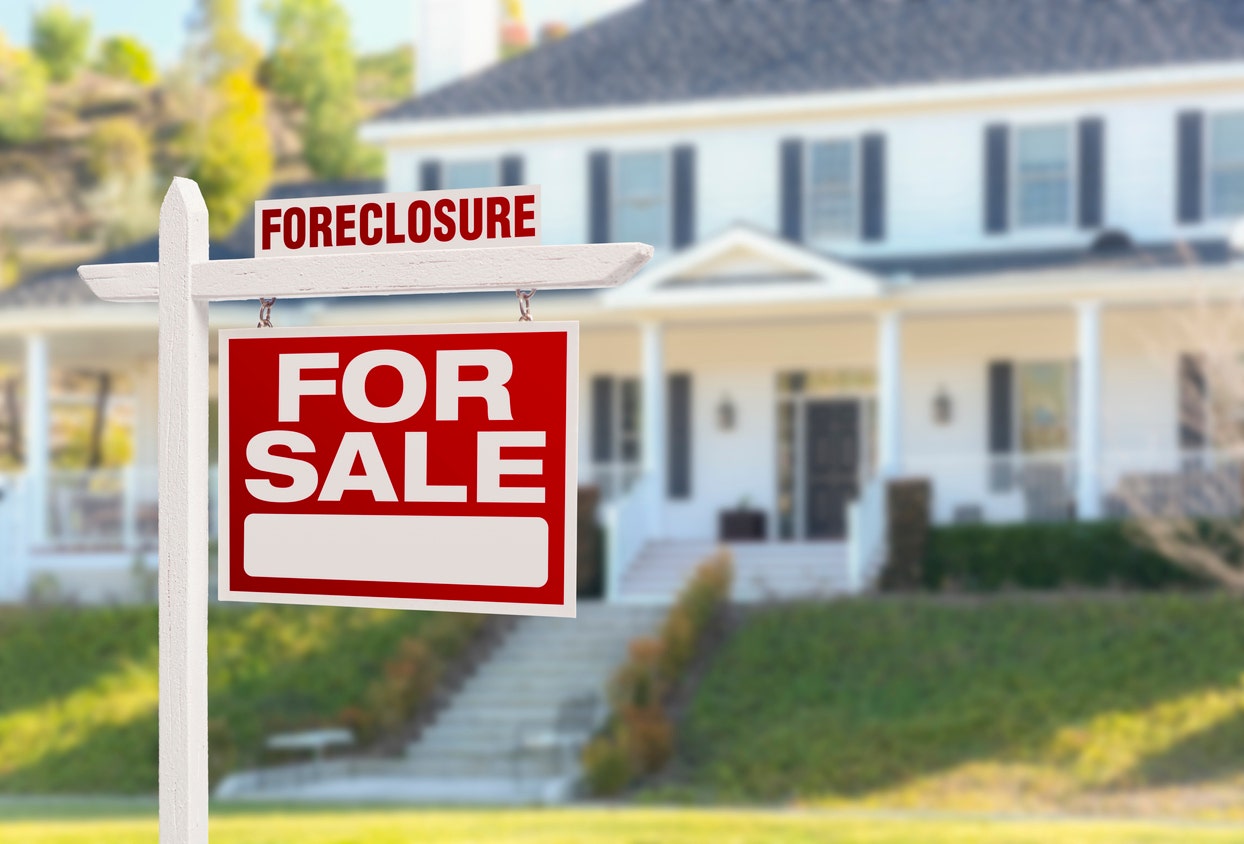 10% of American families at risk of foreclosure, eviction during pandemic