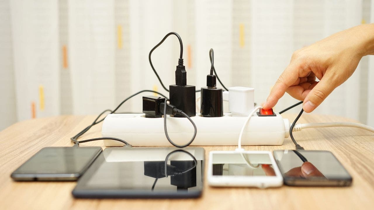 True or false: You shouldn’t charge your phone overnight