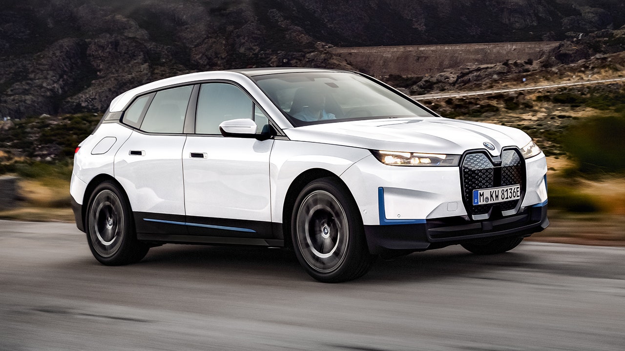 2022 BMW iX electric SUV revealed with 300 mile range, $80G price