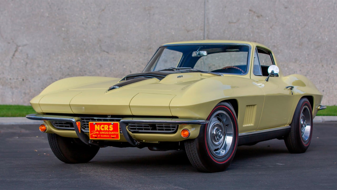 Rare 1967 Chevrolet Corvette sold for $2,695,000, but falls short of record