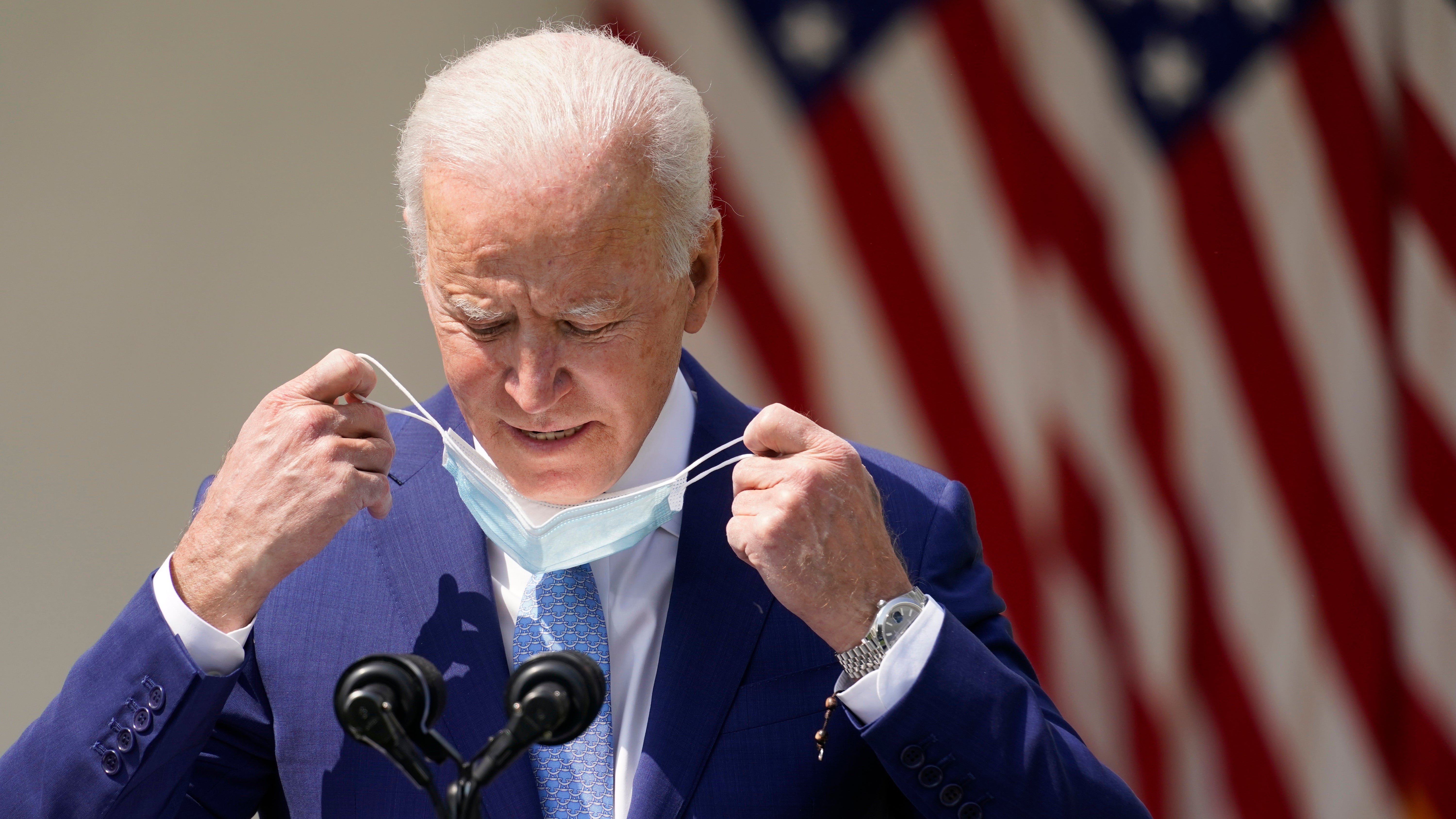 Governors caught flatfooted by Biden's mask reversal