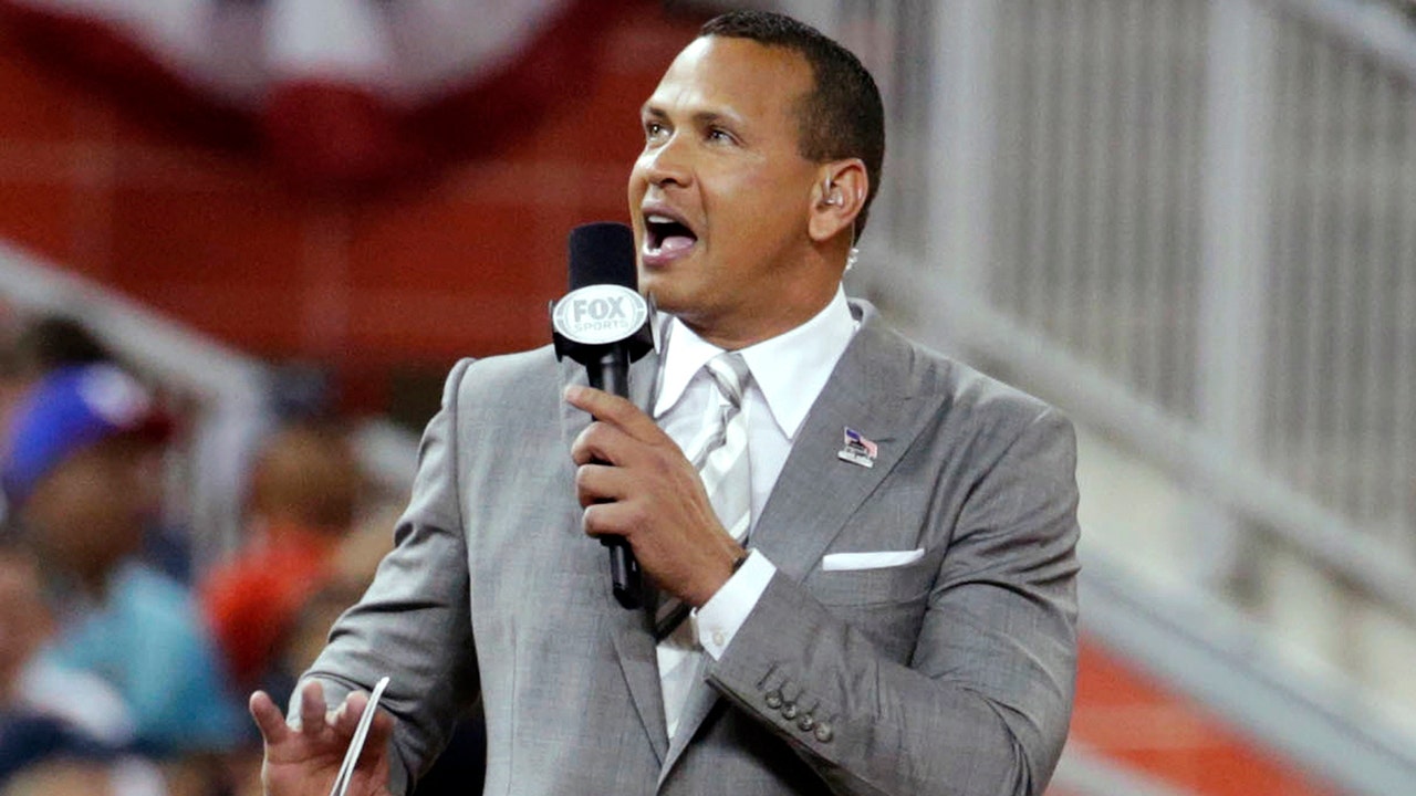 Alex Rodriguez makes new relationship official on Instagram