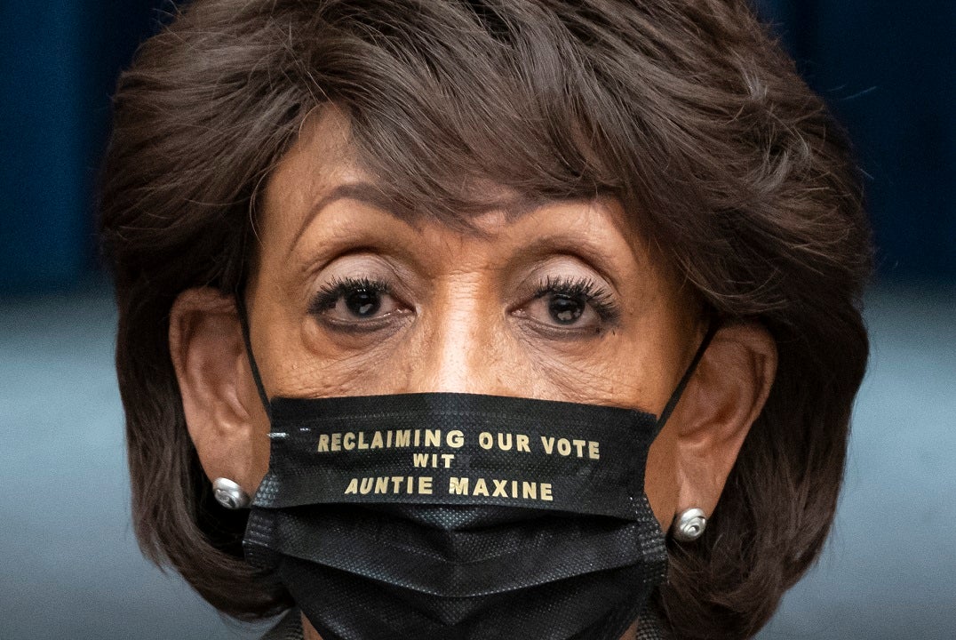 Maxine Waters raises eyebrows with bizarre post claiming Twitter hacked: 'I know who has done this'