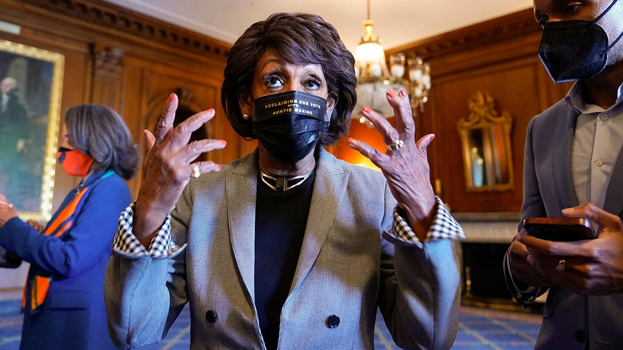 Rep. Maxine Waters calls out Chauvin trial judge: 'He was way off track'