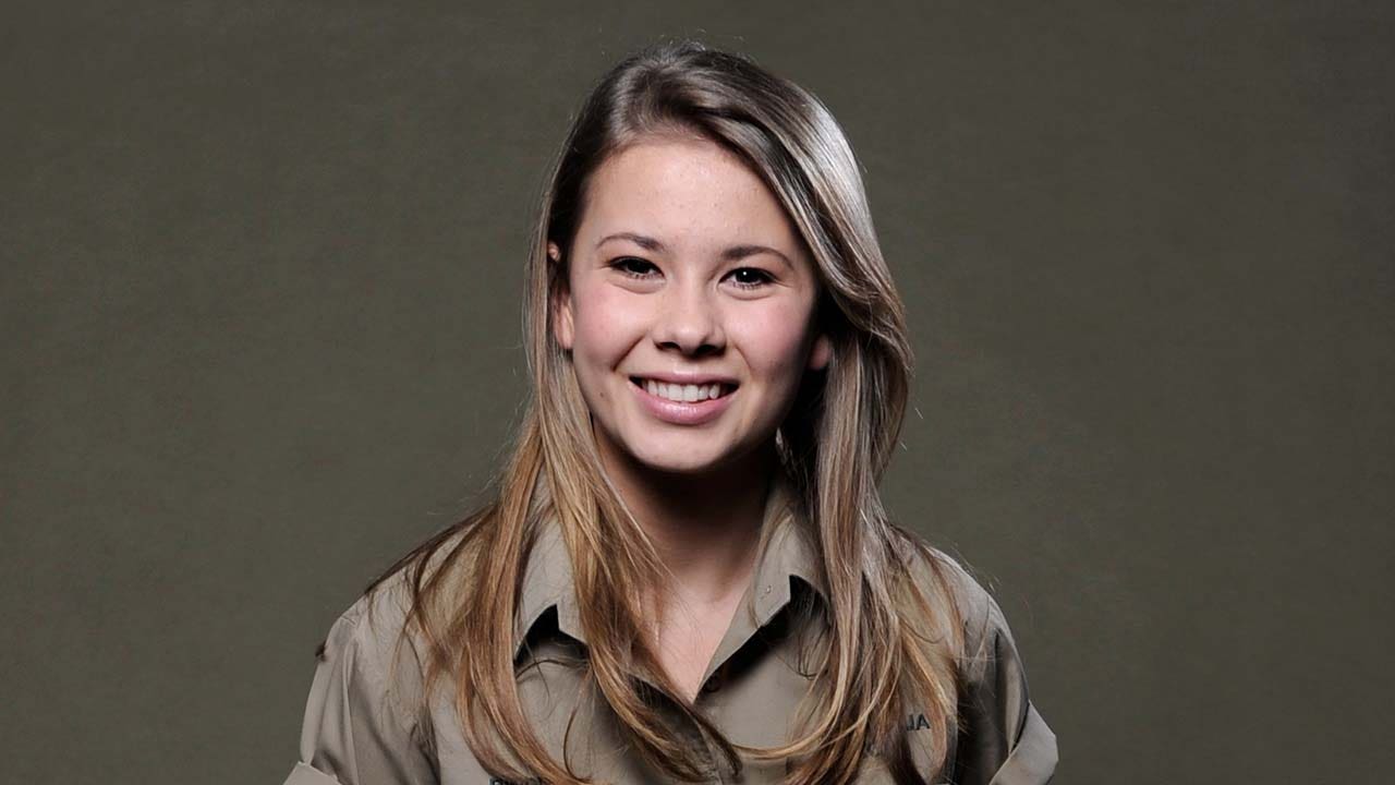 Bindi Irwin takes baby Grace to meet kangaroos: 'Our human joey'