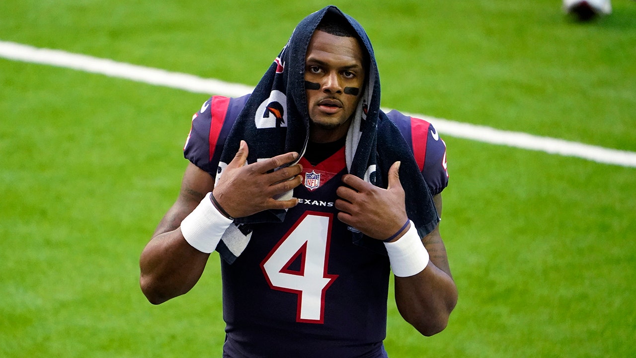 Deshaun Watson shoots back at 22 accused with a money grab claim