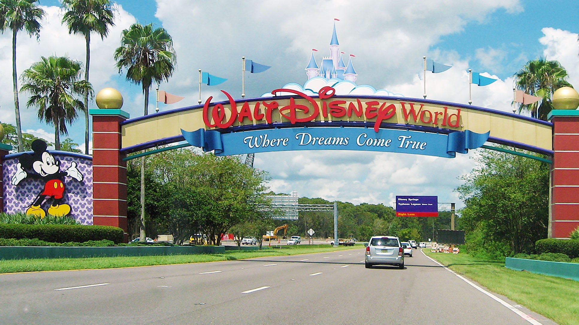 Disney World to power 40% of park with solar power