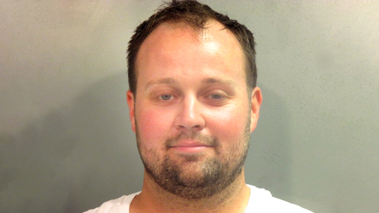 Josh Duggar arrested in Arkansas