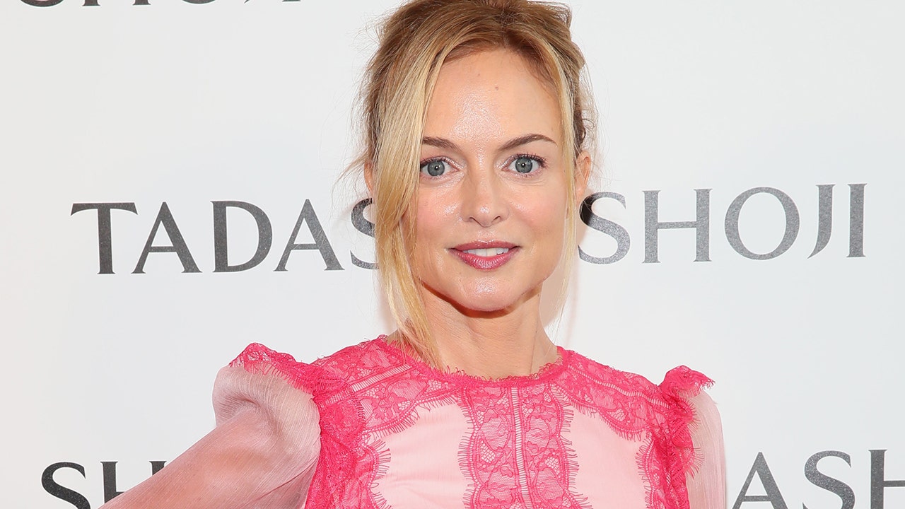 Heather Graham flaunts incredible bikini bod as she shares what makes her ‘feel good’ about herself