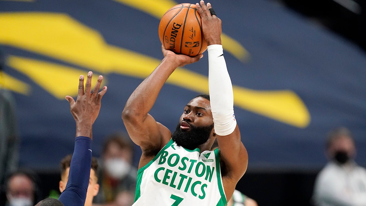 Celtics star Jaylen Brown addresses Daunte Wright shooting death after team's win