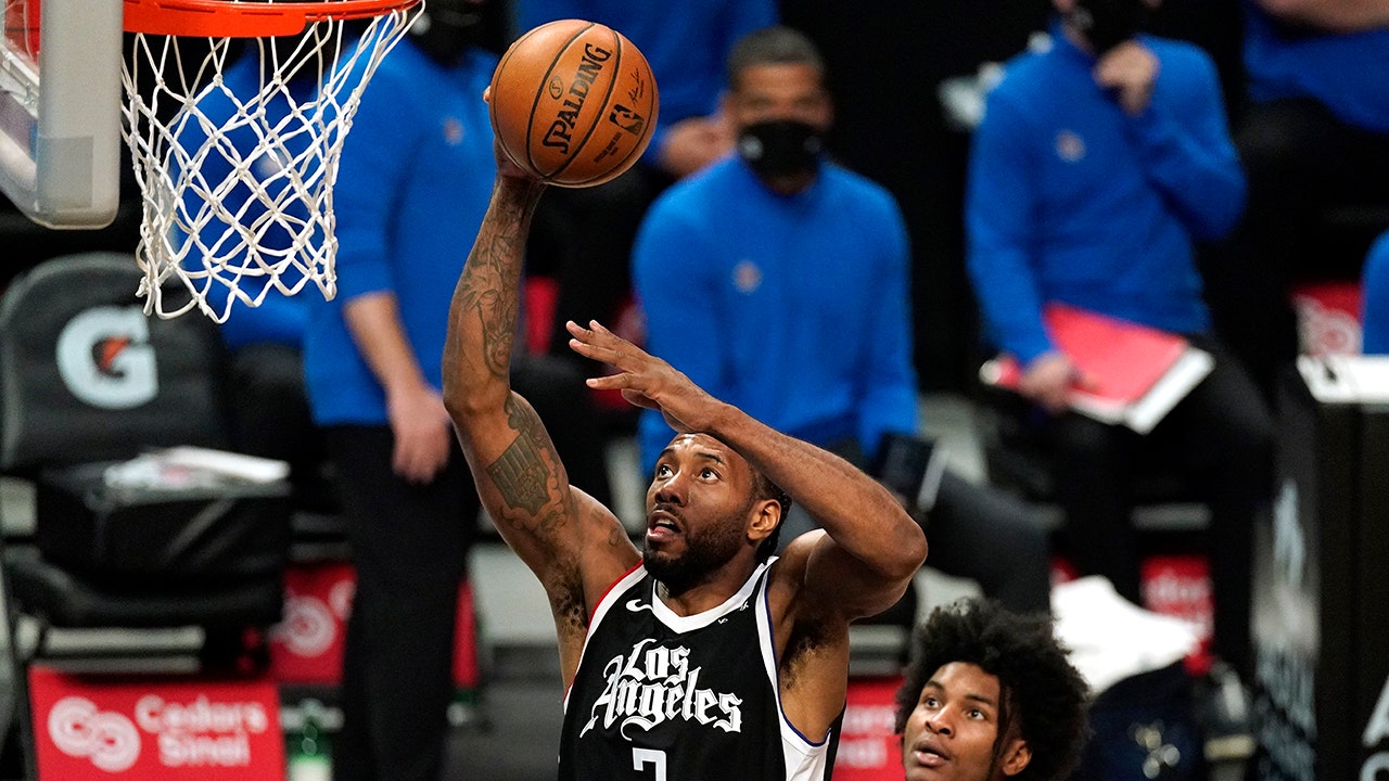 Leonard scores 31 as Clippers extend winning streak to 4