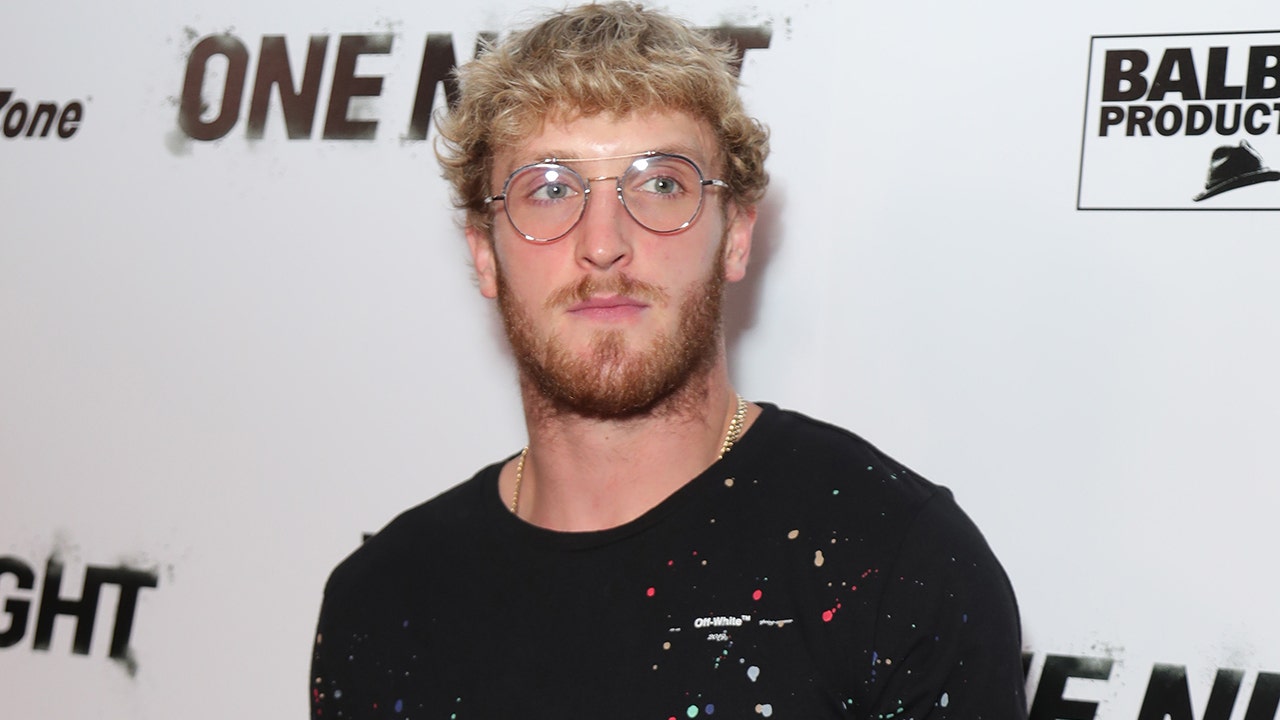 WrestleMania 37 viewers praise and mock Logan Paul for 'selling' big hit that left him face-down on the mat - Fox News