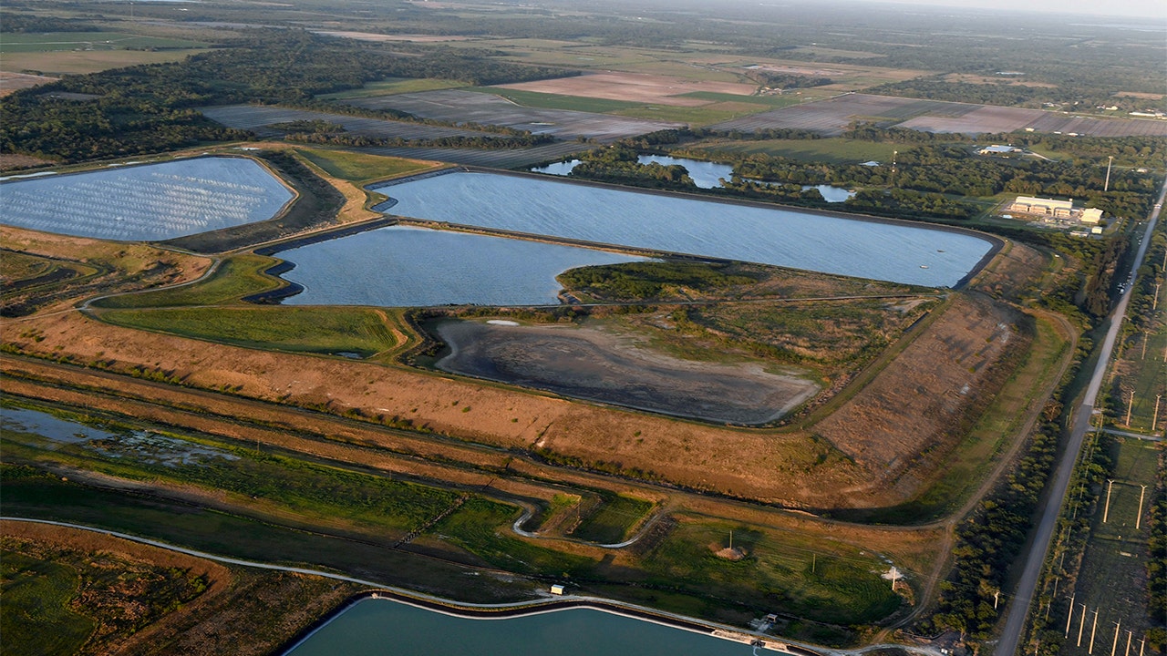 Leakage at wastewater dam leads to evacuations in Florida