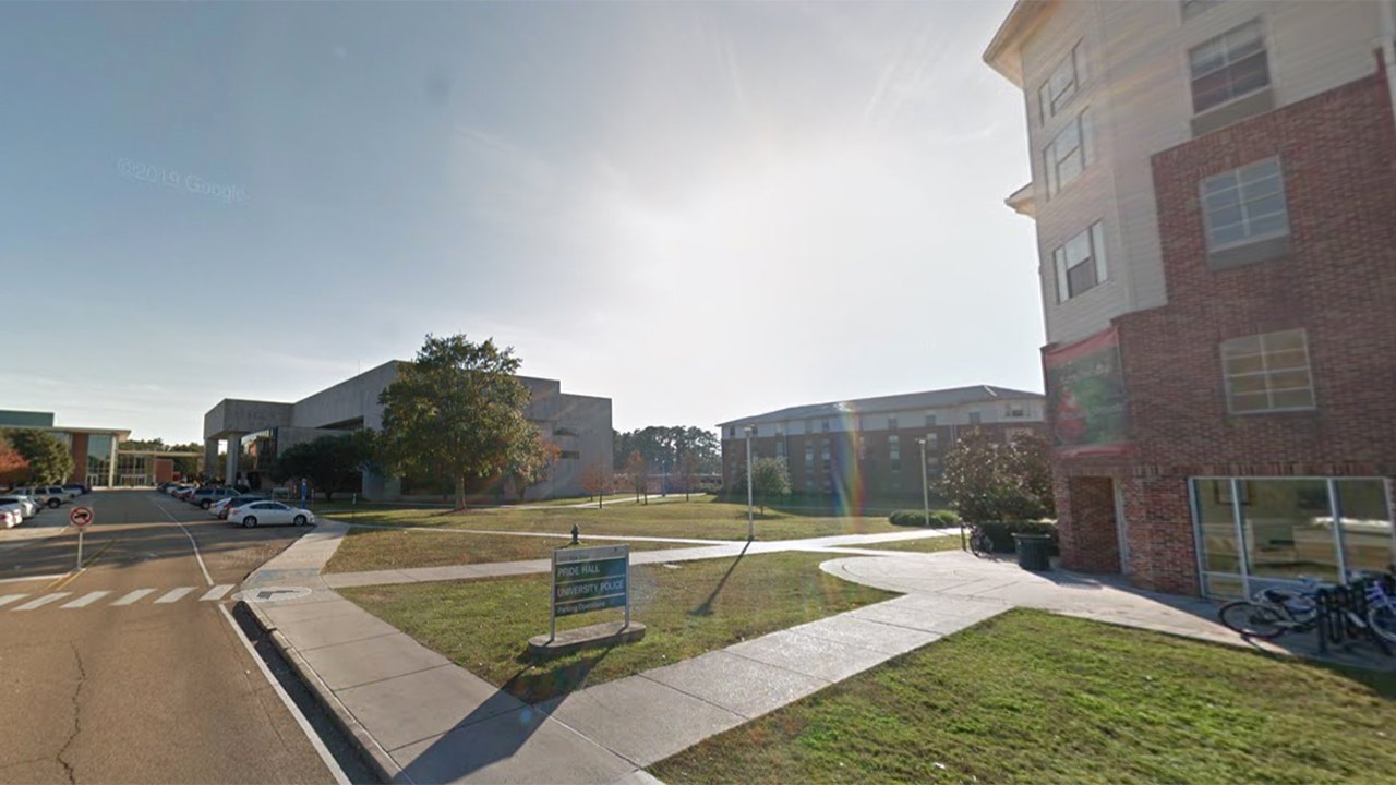 Louisiana college student charged after allegedly stabbing date in dorm