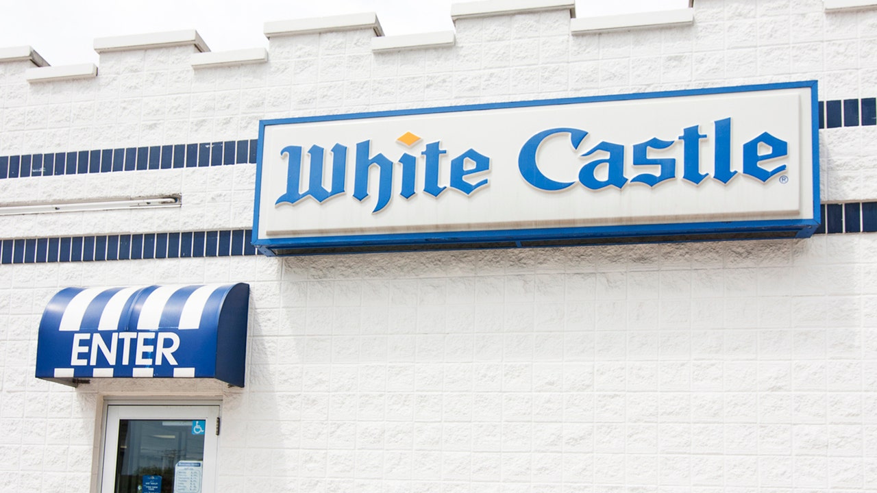 White Castle’s loyal following made its Orlando opening a success: 'Cravers camped for 48 hours'