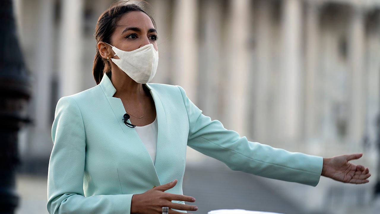 Well-paid AOC dinged after posting photo of grandma's dilapidated Puerto Rico home and blaming Trump