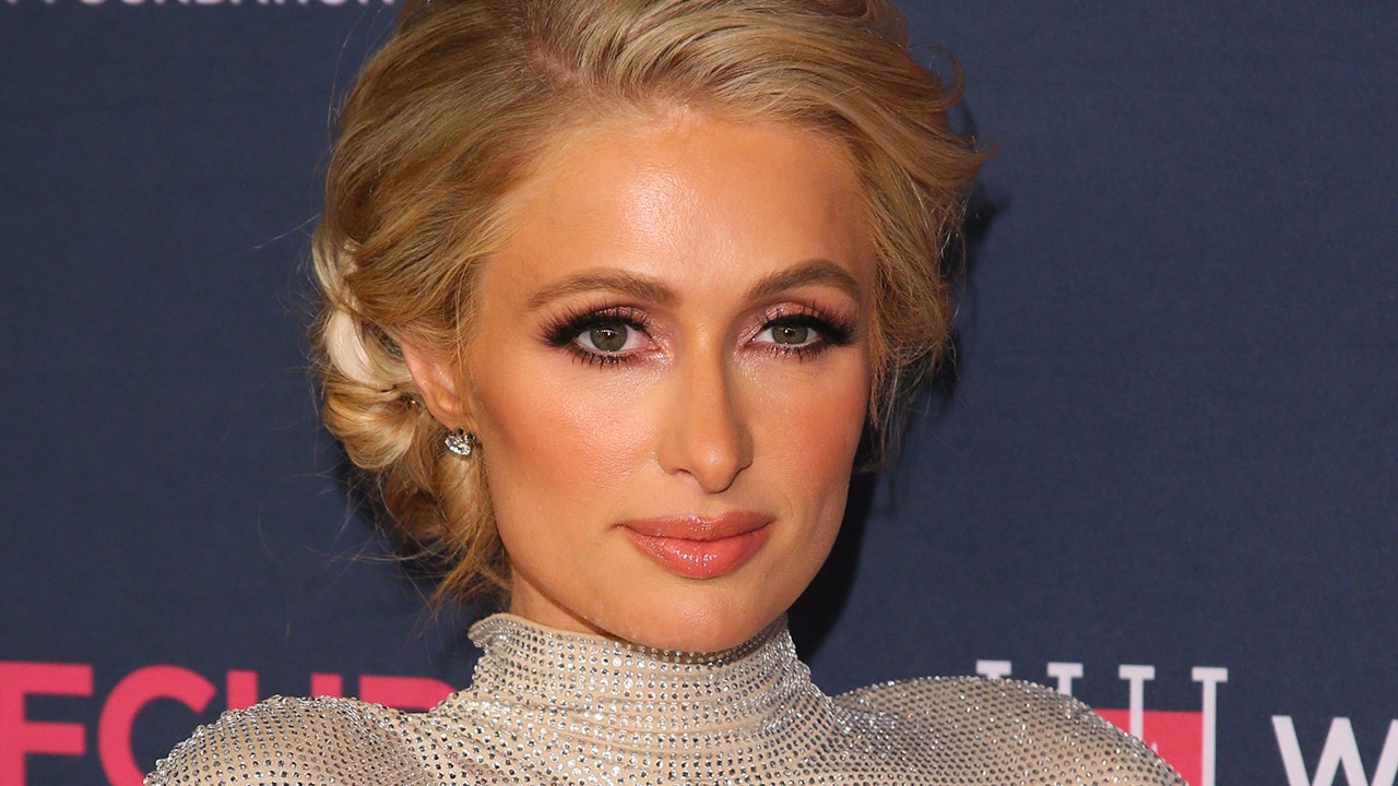 Paris Hilton returns to Utah to sign a ceremonial bill regulating teens’ problem centers