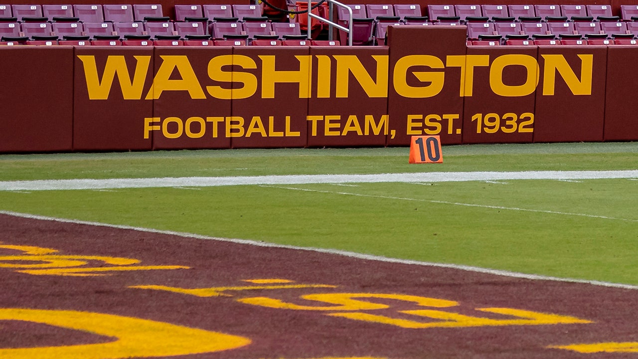 Washington Football Team to announce new name, logo in 2022