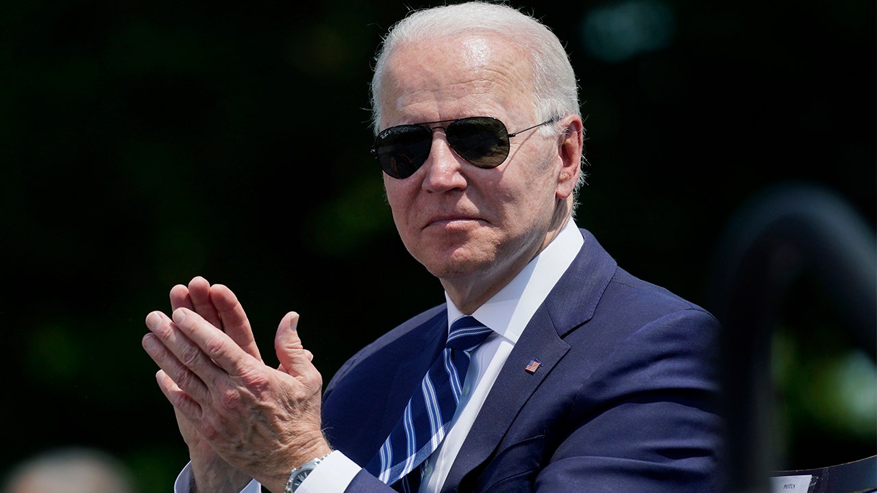 Biden tops Trump, Clinton, but outpaced by Obama and both Bushes, in polling comparison