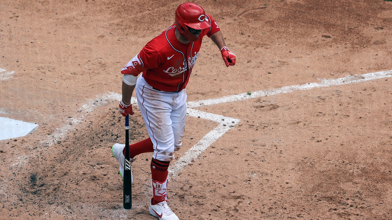 Joey Votto goes off on Reds' sweep of Cardinals in St. Louis