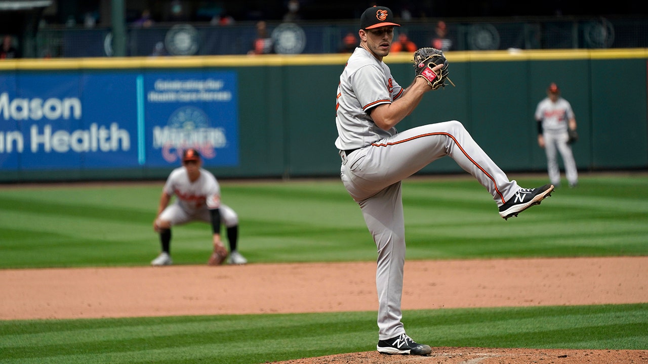 MLB on FOX - 🚨 JOHN MEANS NO-HITTER 🚨 Baltimore Orioles' first