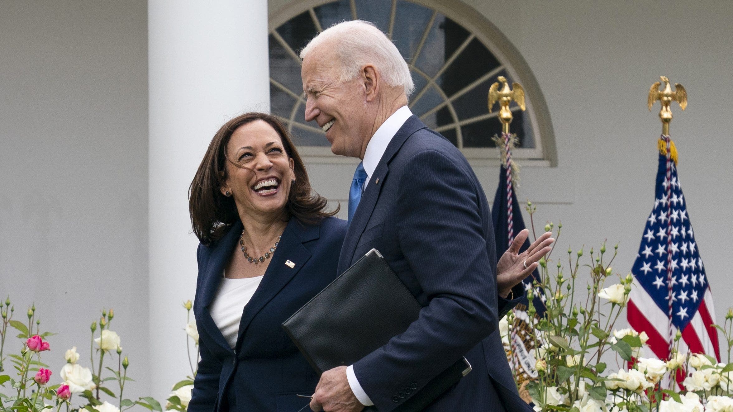 Texas congressmen from both parties urge Biden, Harris visit southern ...