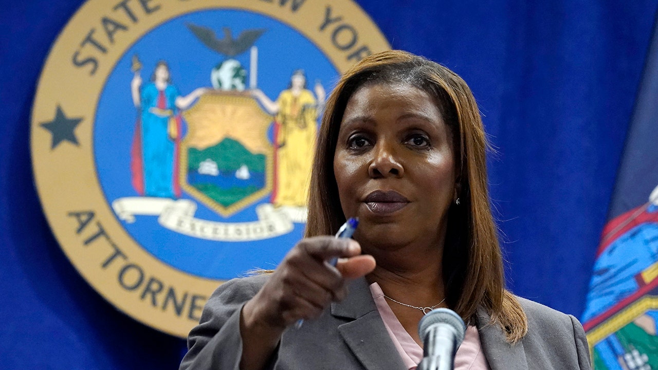 New York AG endorses Dem-backed bill on police use of force; union leader fires back