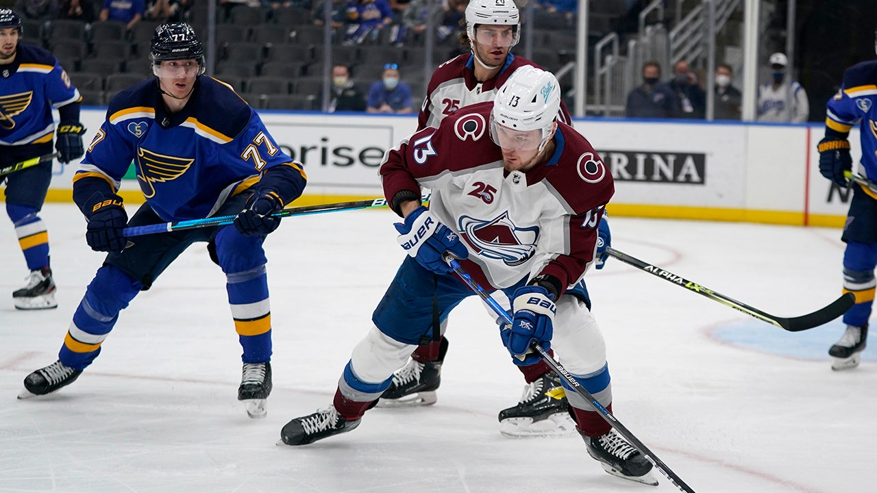Avalanche looking ahead in playoffs after sweep of Blues