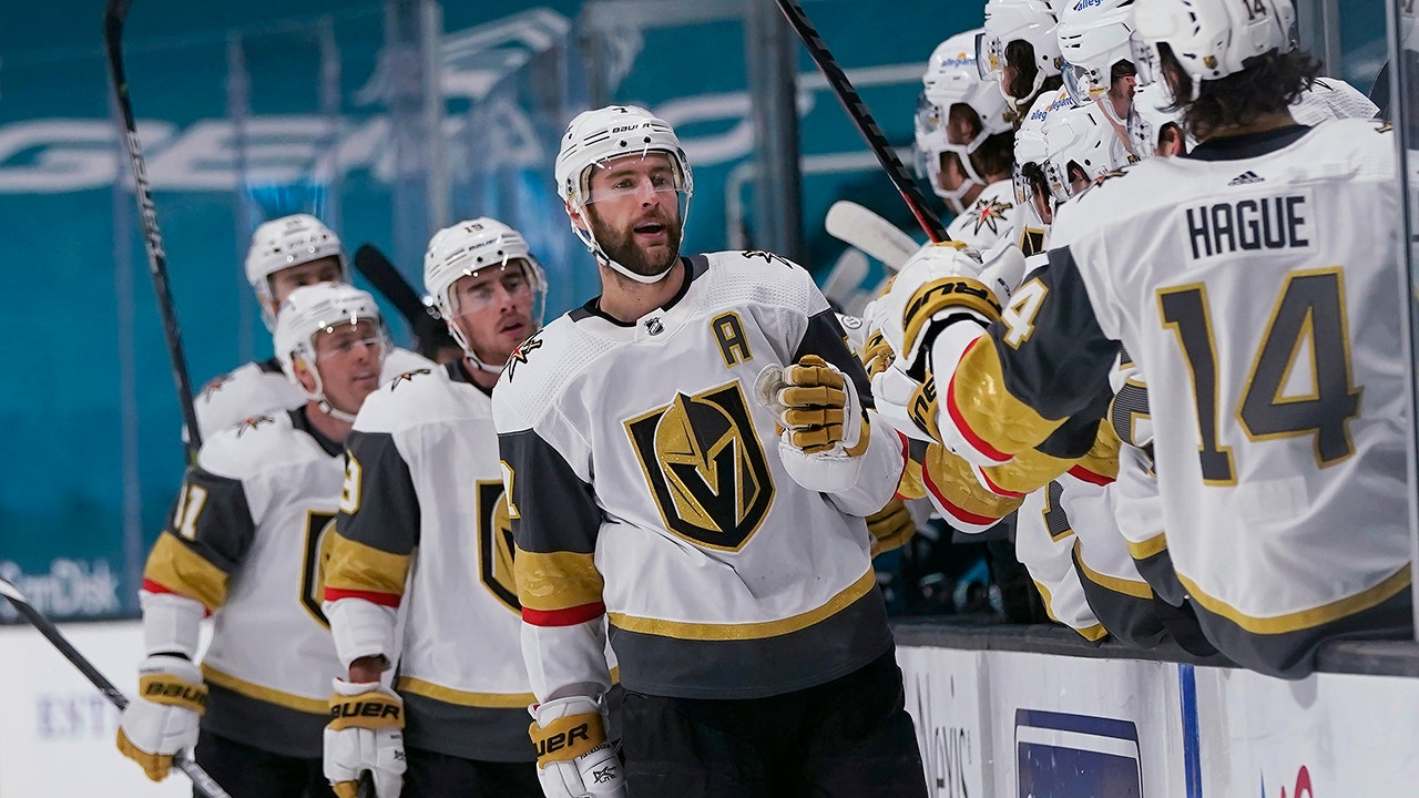 Golden Knights finish regular season with 6-0 win vs. Sharks