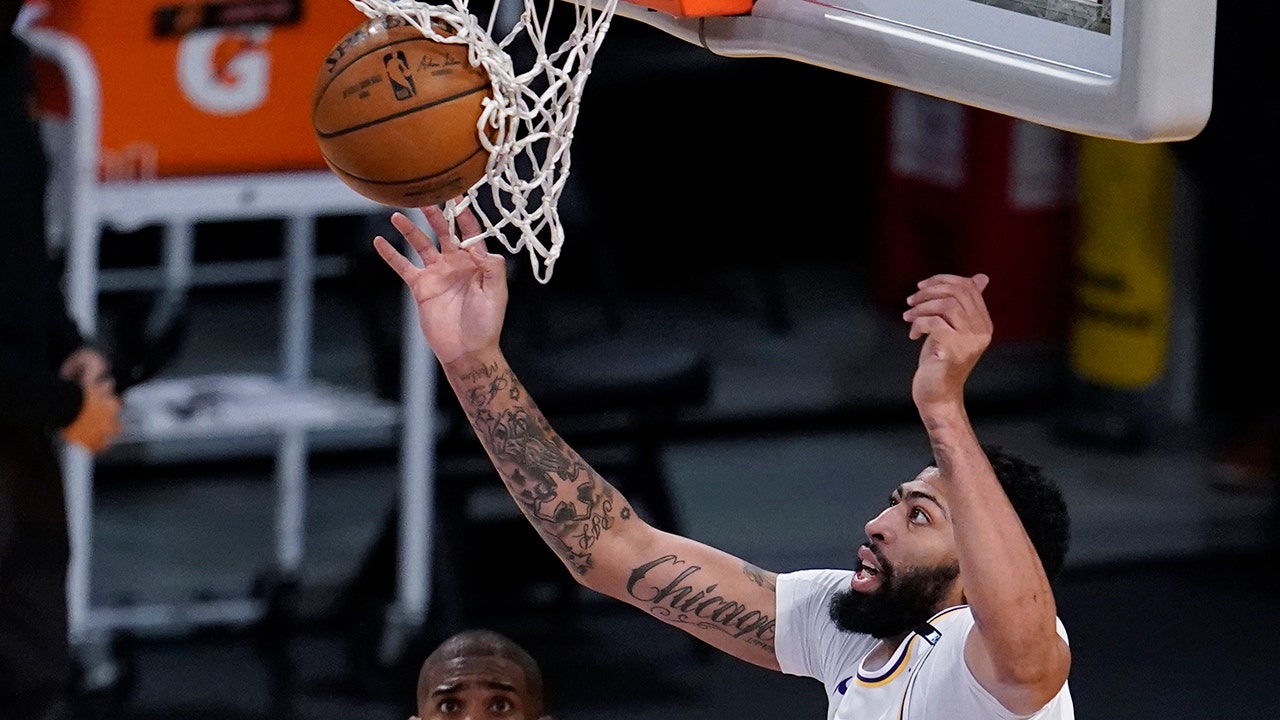 Davis takes charge in Lakers' emphatic 123-110 win over Suns