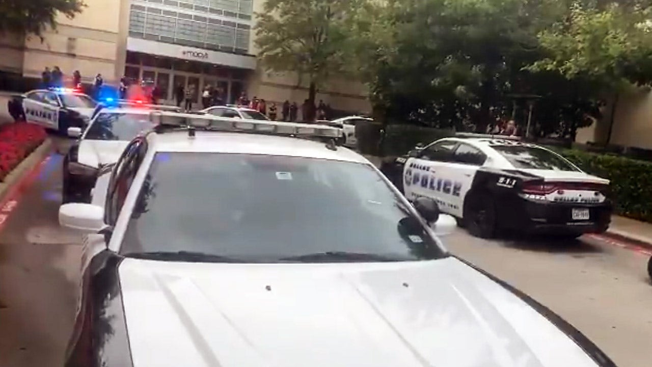 Dallas mall shoppers evacuate during false-alarm shooting scare; 1