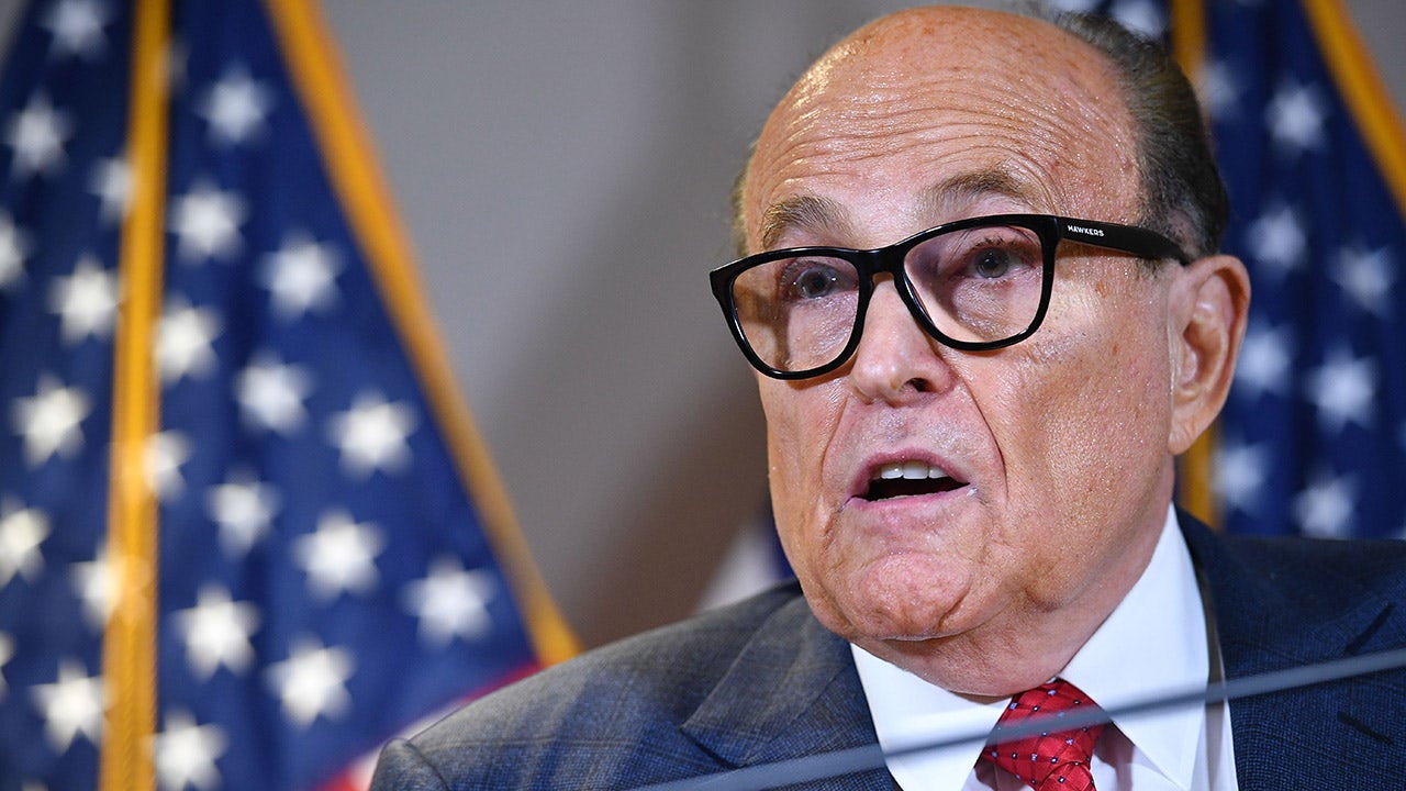 Giuliani wants to dispute 'legality' of DOJ investigation before court appoints special master
